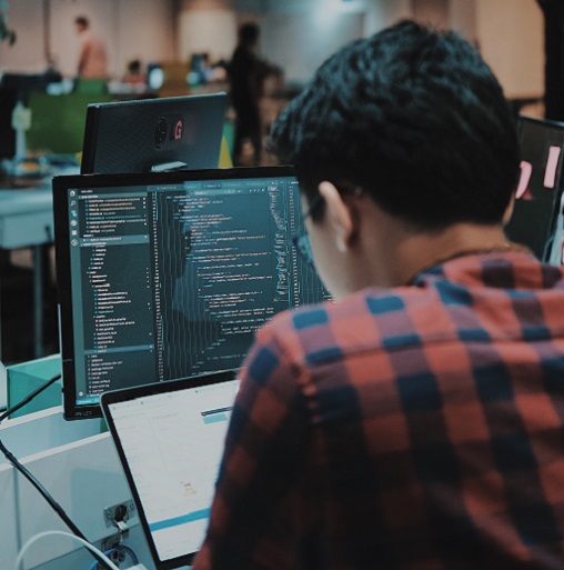 INVESTORS FLOCK TO SAAS SPECIALIST ONES