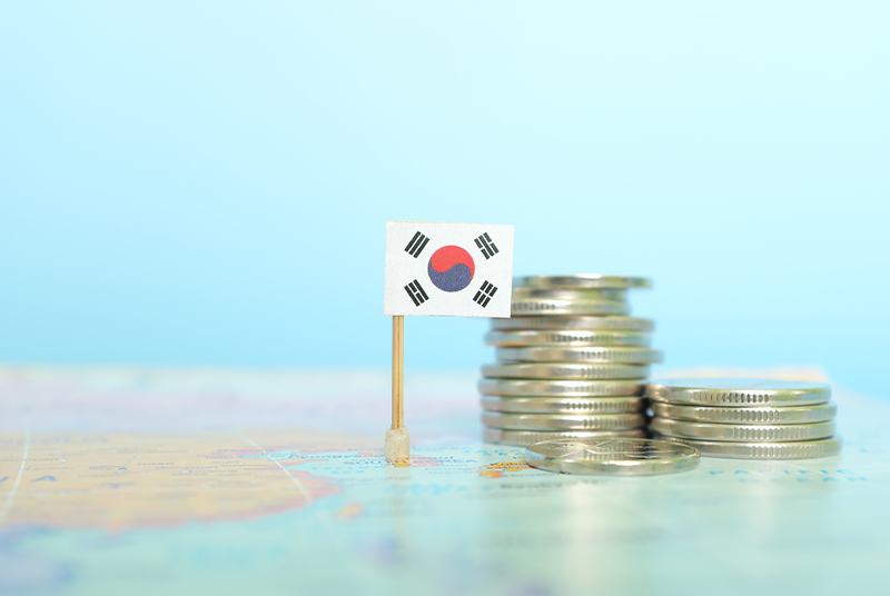 KOREA: A GOOD TIME TO BE DIFFERENT?